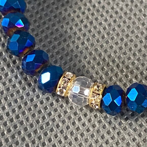 Metallic Iridescent Blue Cross Charm Bracelet Octagon Beads Multicolor Stretch - Picture 5 of 8